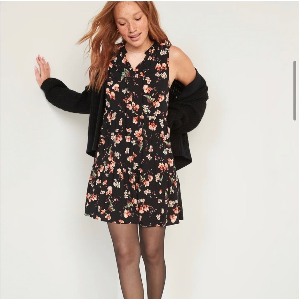 Old Navy M Sleeveless Black Floral-Print Mini Swing Dress, NWT